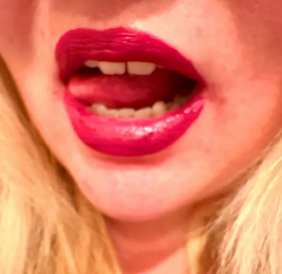Ekaterina, 24
