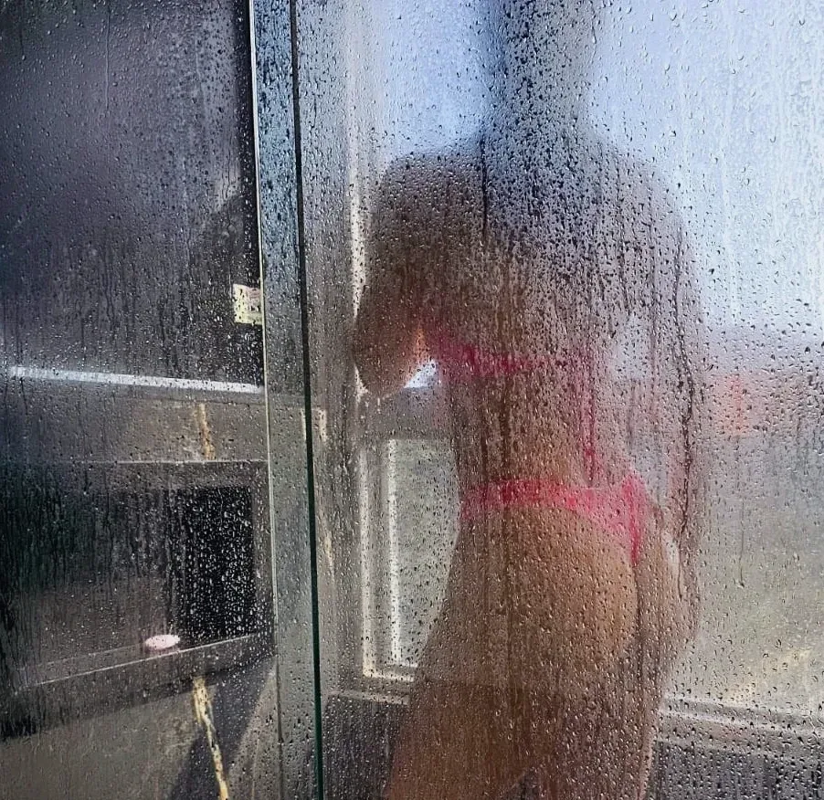 Päivi, 27