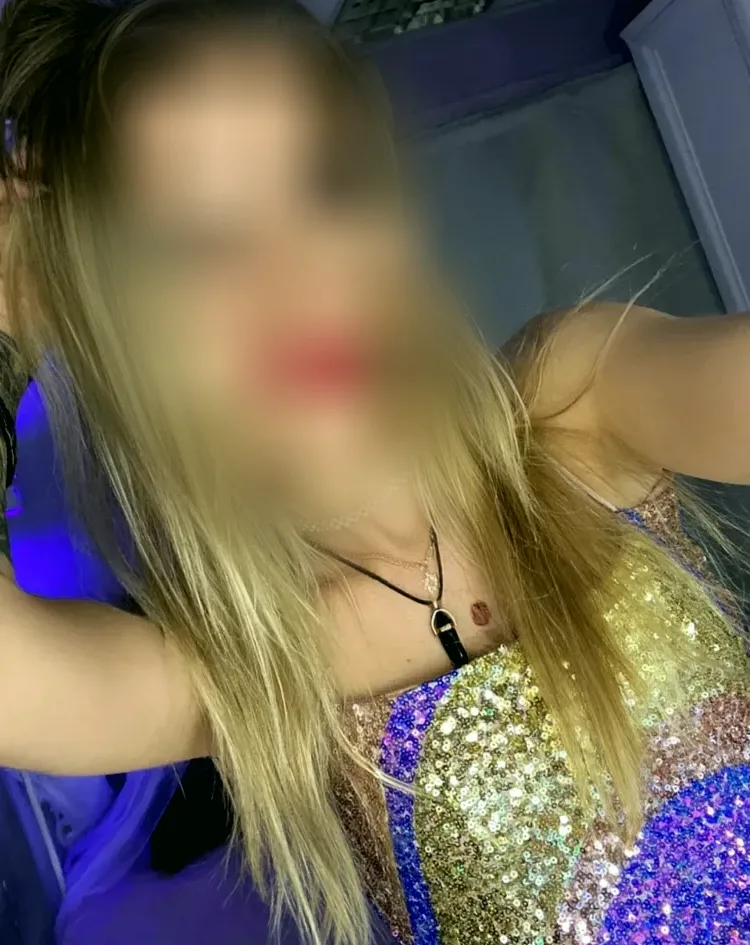 Sara, 34