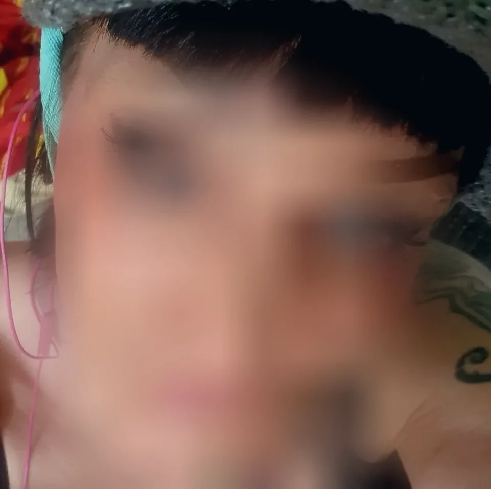 Sofia, 36